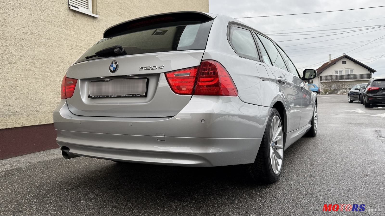 2010' BMW Serija 3 320D Touring photo #3