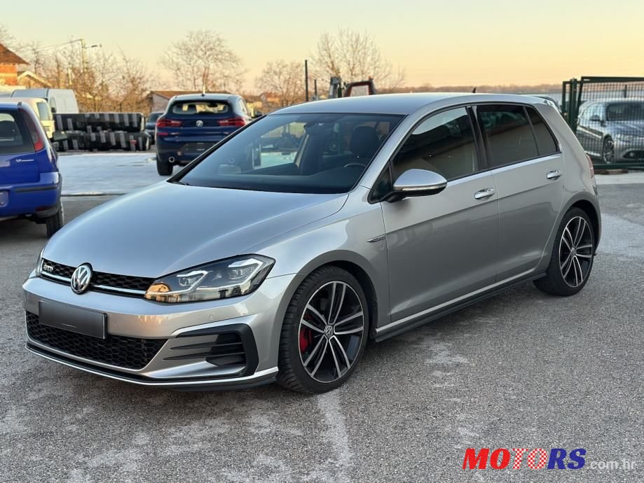 2018' Volkswagen Golf 7 2,0 Gtd photo #3