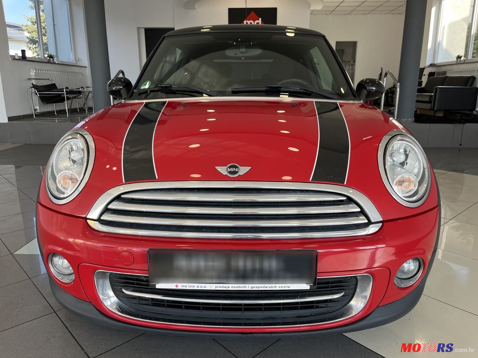 2013' MINI Cooper Cooper photo #2