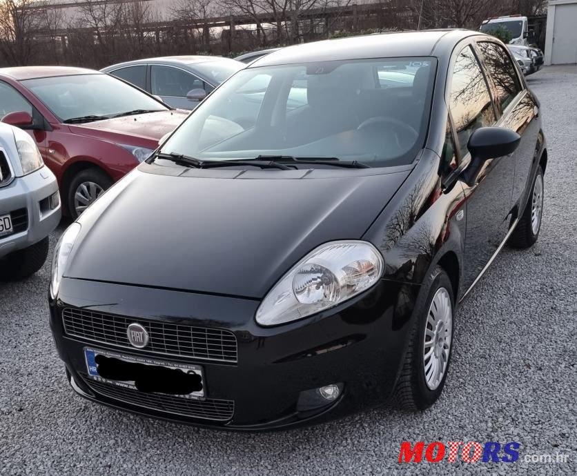 2008' Fiat Grande Punto 1,4 photo #2