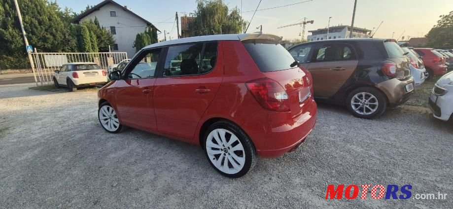 2011' Skoda Fabia 1,6 Tdi photo #3