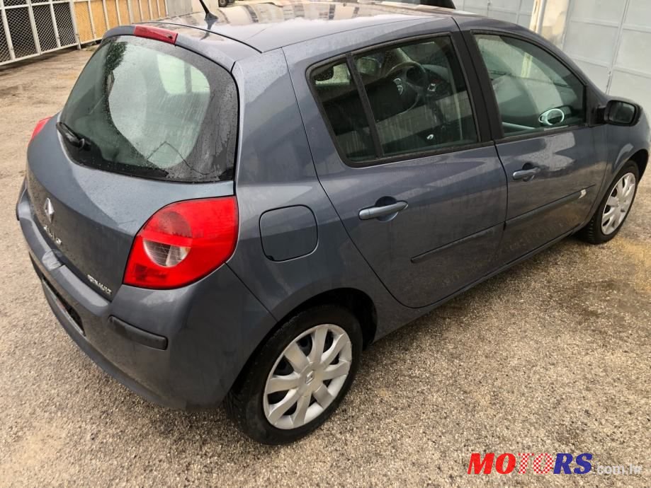 2006' Renault Clio 1,2 16V photo #4