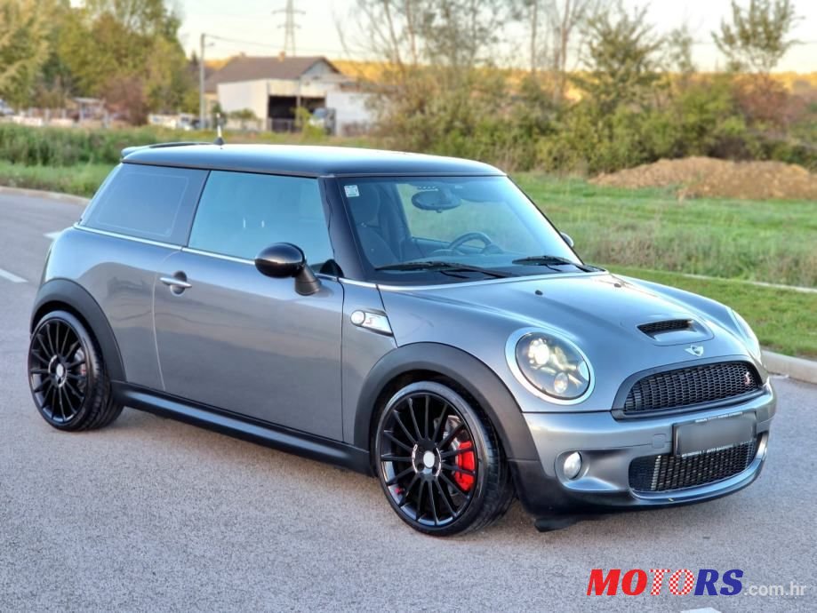 2007' MINI Cooper S 1.6 photo #1