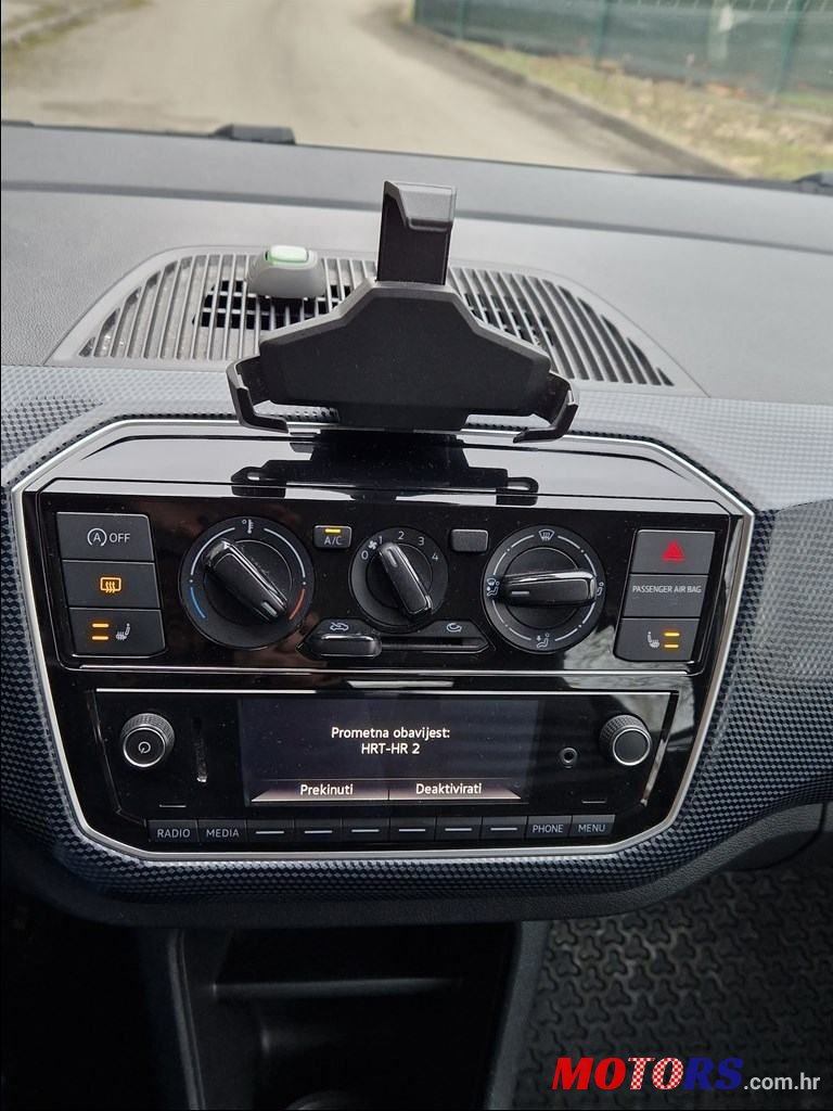 2018' Volkswagen Up! 1,0 photo #4