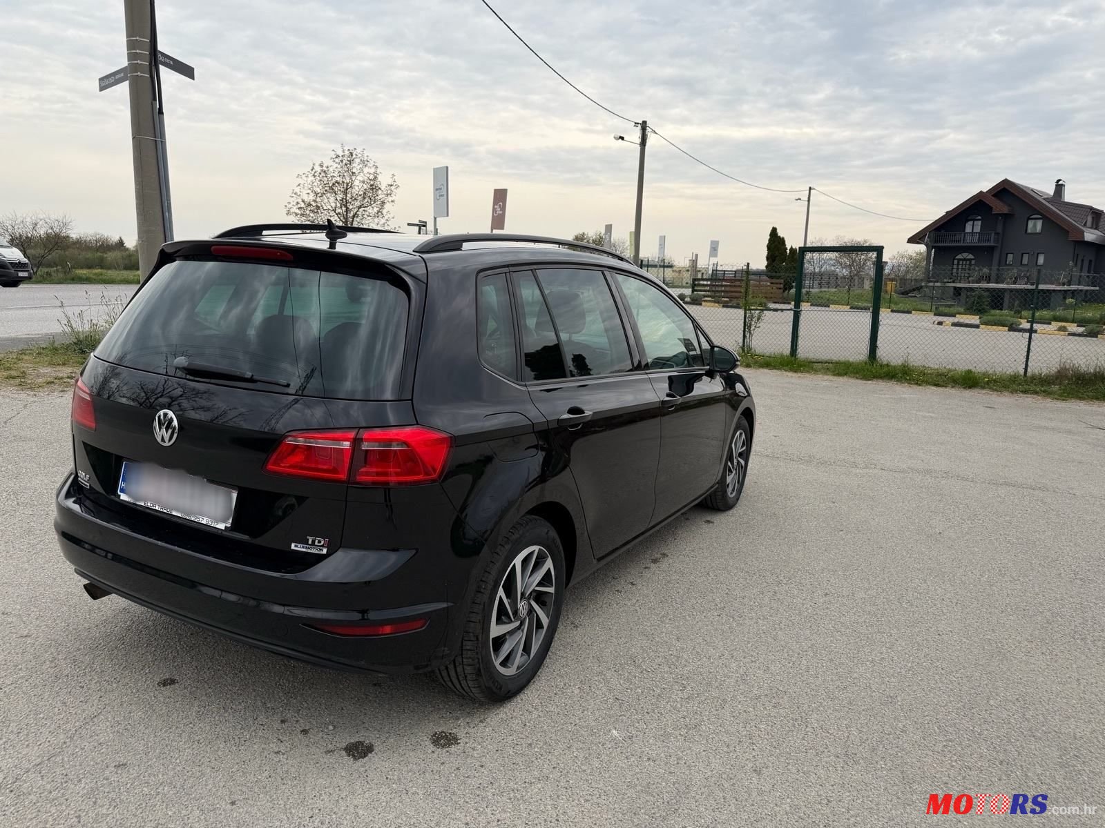 2014' Volkswagen Golf Sportsvan photo #4