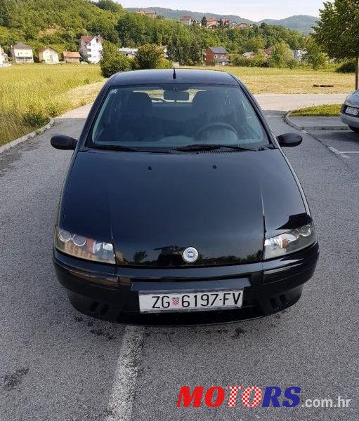 2002' Fiat Punto 1,9 Jtd photo #1