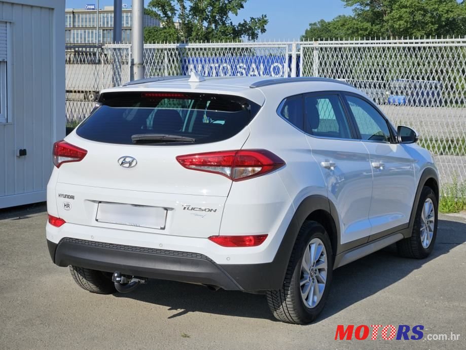2018' Hyundai Tucson 1.7 Crdi photo #6