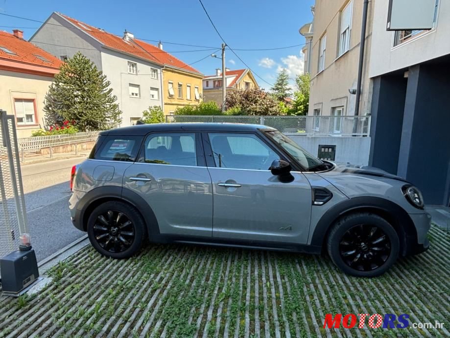 2018' MINI Countryman Mini Cooper D photo #5