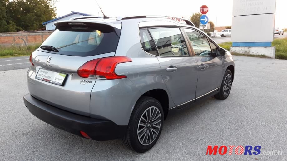 2014' Peugeot 2008 photo #5