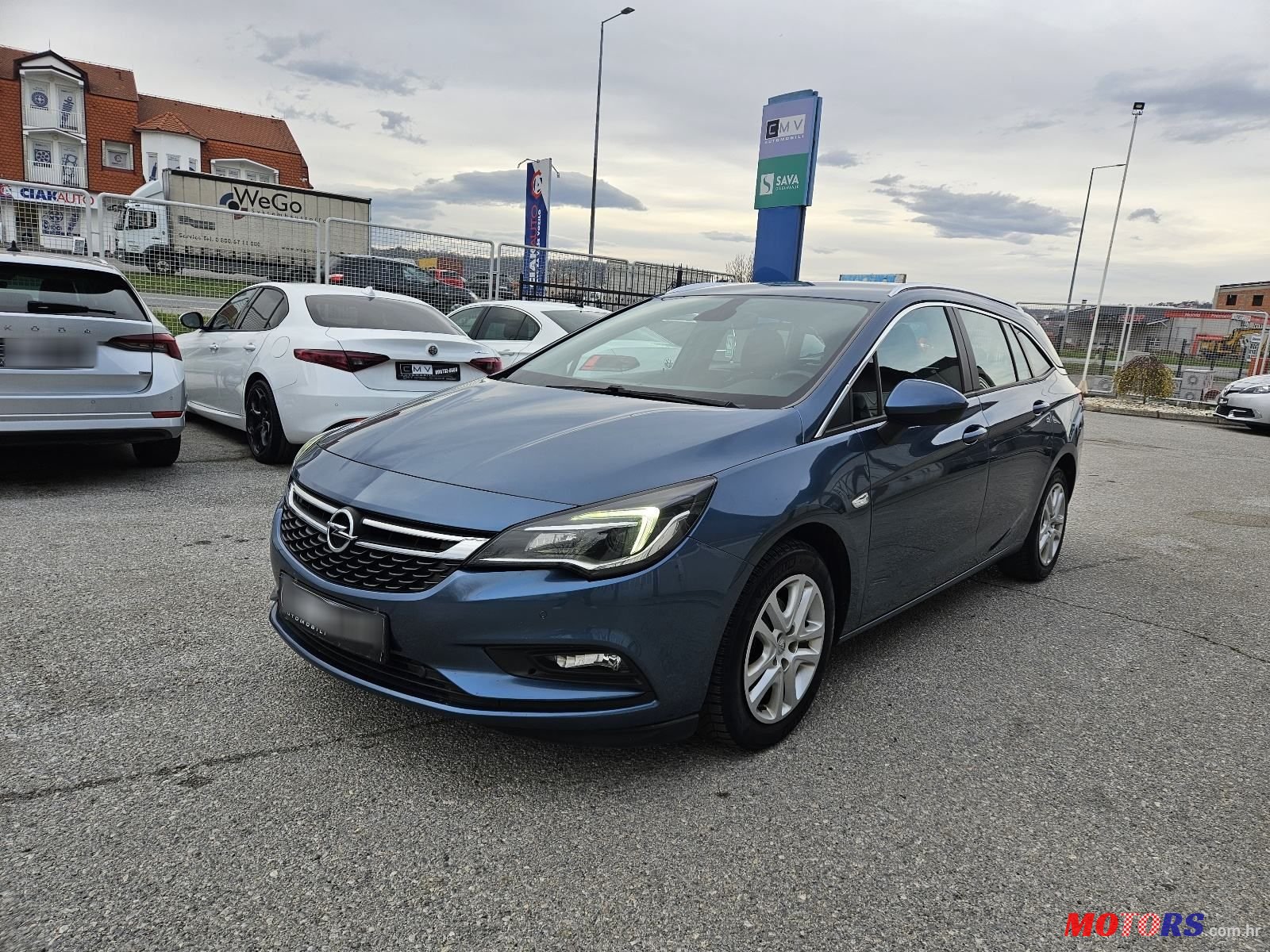 2017' Opel Astra Karavan photo #3