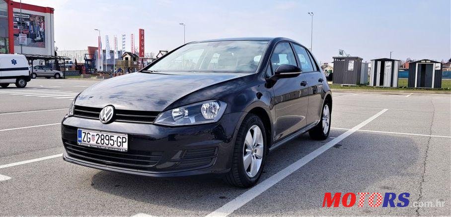 2013' Volkswagen Golf VII 1,6 Tdi Bmt photo #2