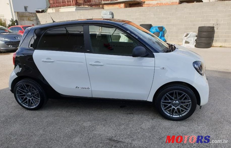 2017' Smart Forfour Smart Forfour photo #1