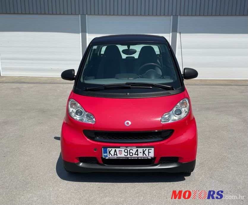 2009' Smart Fortwo photo #3