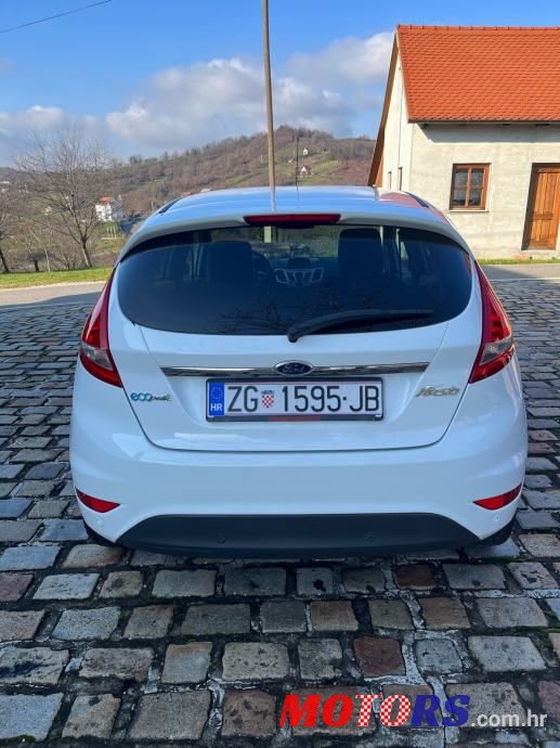 2010' Ford Fiesta 1,6 photo #5