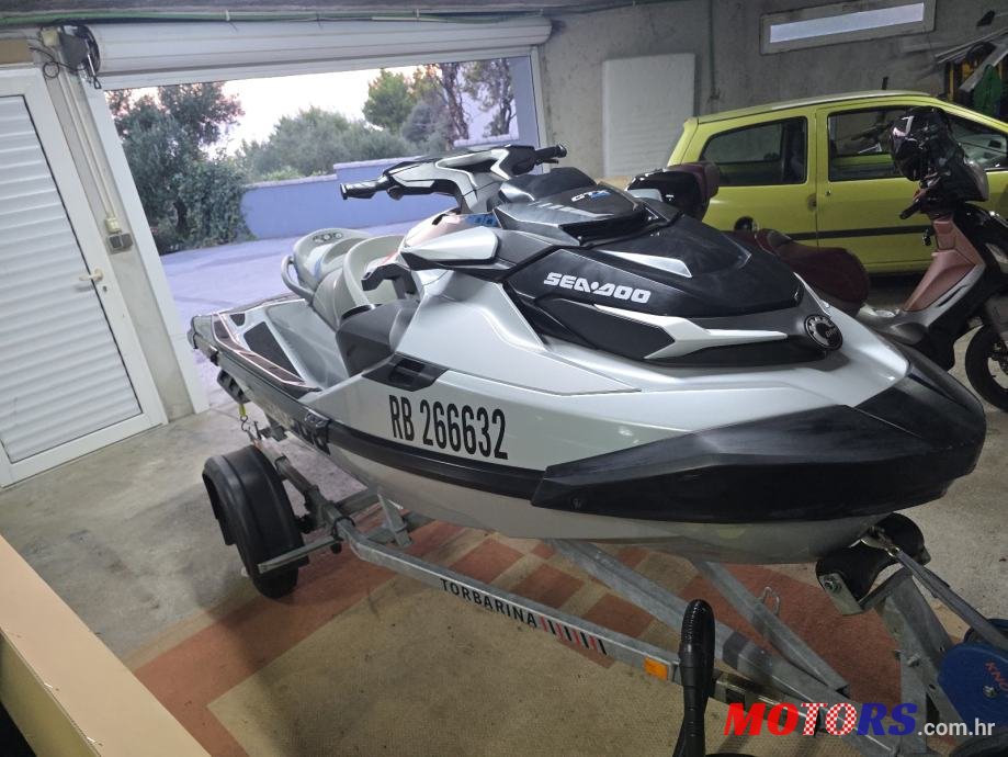 2022' Sea Doo photo #1