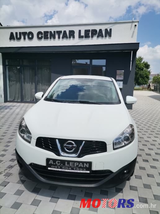 2011' Nissan Qashqai 2,0 Dci photo #1