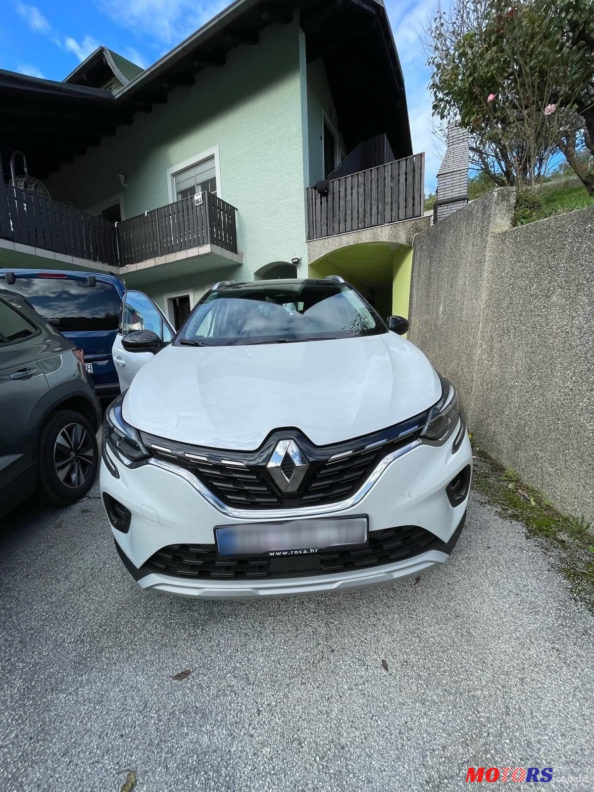 2022' Renault Captur Tce photo #1