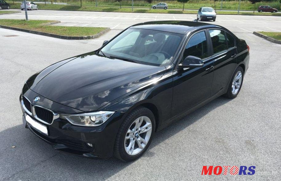 2012' BMW Serija 3 318D photo #4