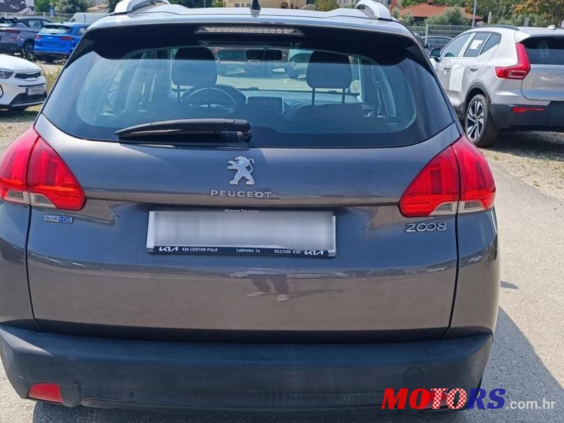 2016' Peugeot 2008 1.6 Hdi photo #2