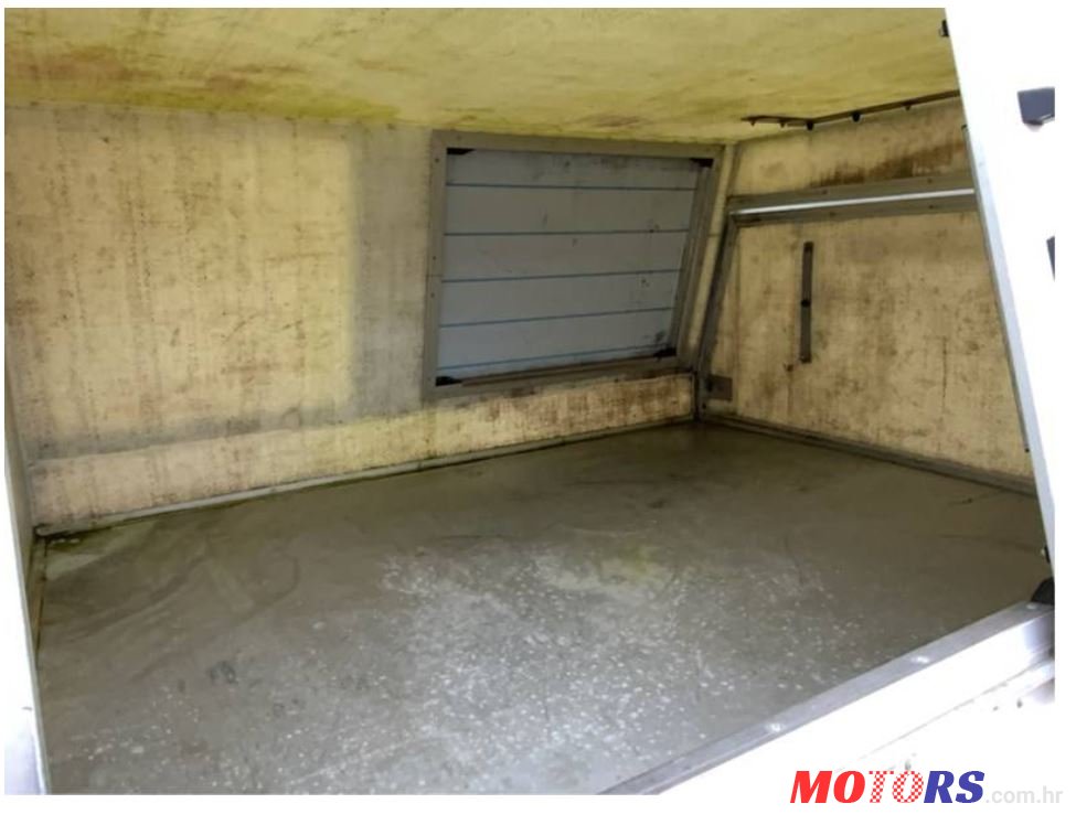 2016' Nissan photo #4