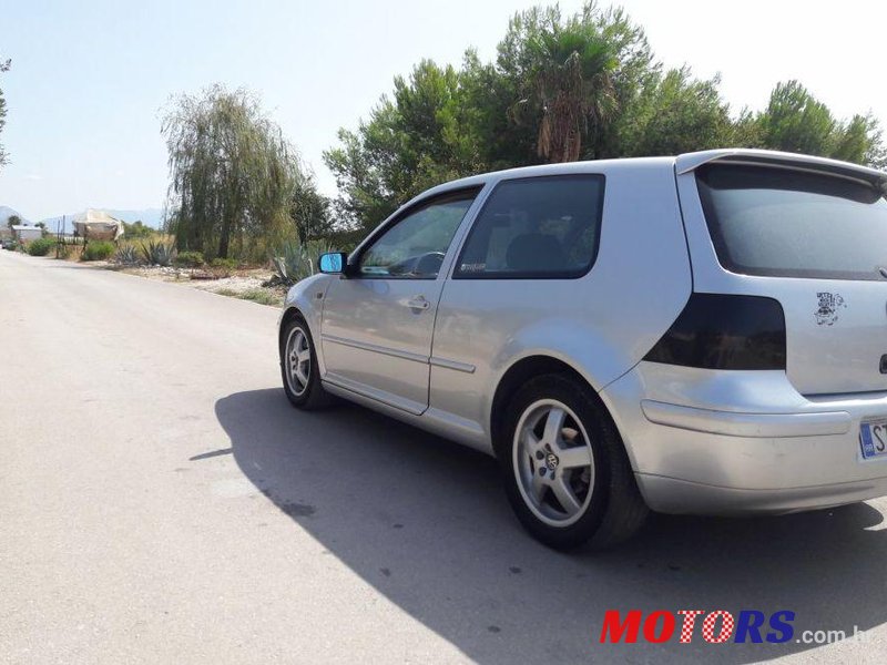 2001' Volkswagen Golf IV 1,9 Tdi photo #2