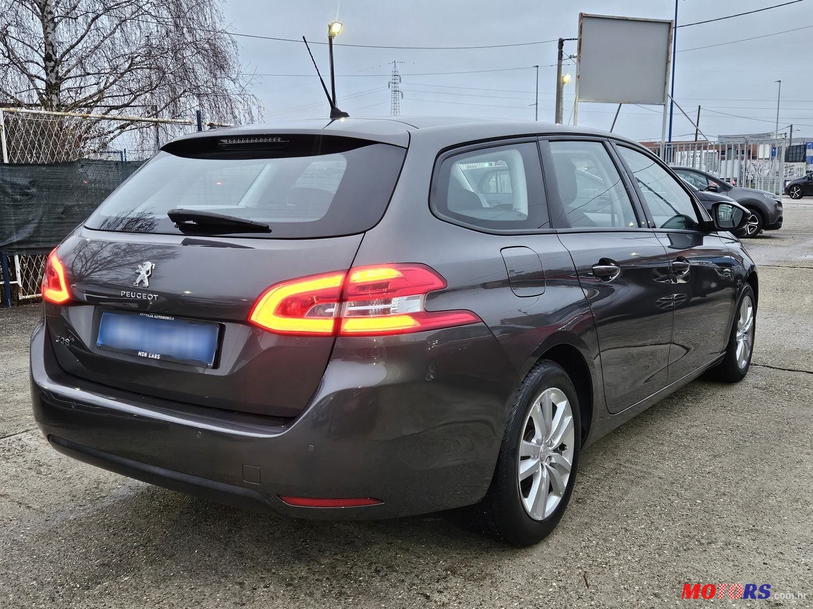 2018' Peugeot 308 Sw photo #2