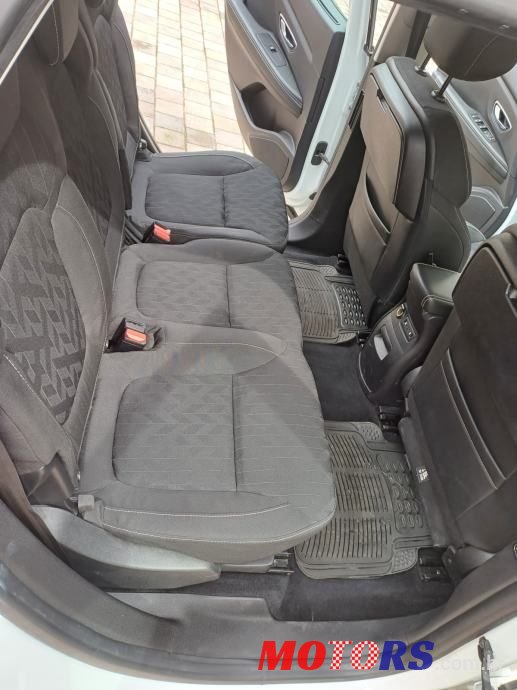 2017' Renault Scenic Dci 110 photo #6