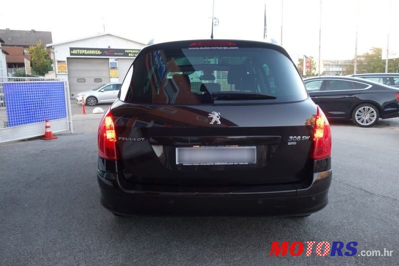 2012' Peugeot 308 Sw photo #6