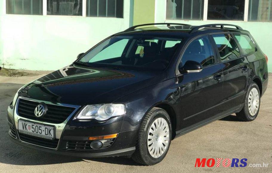 2010' Volkswagen Passat Variant photo #1