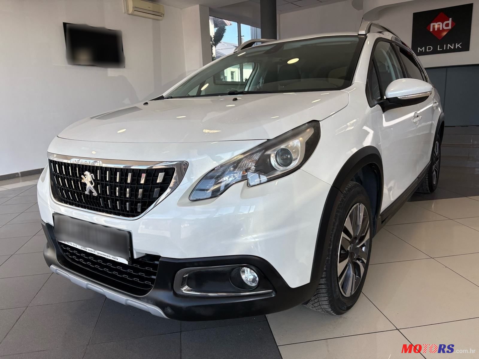 2016' Peugeot 2008 1,6 Bluehdi photo #1