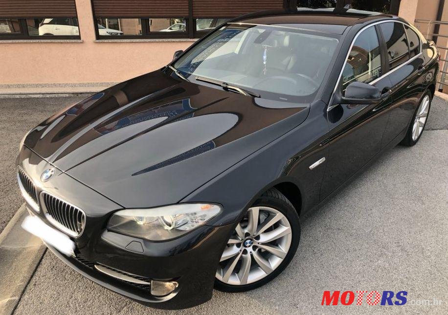 2011' BMW Serija 5 530D photo #1
