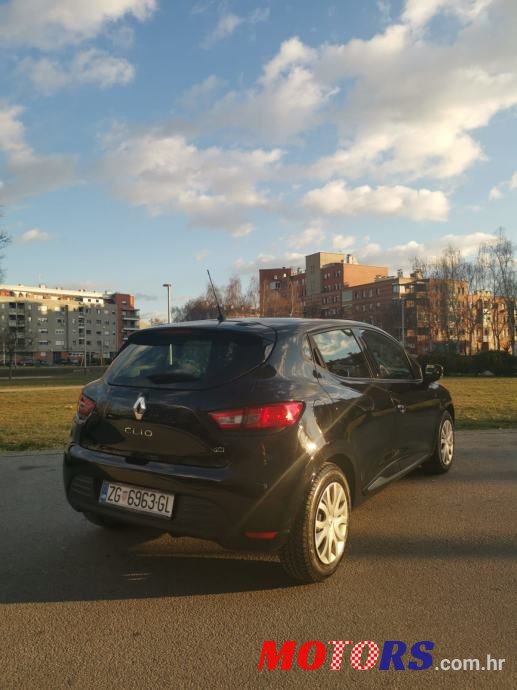 2012' Renault Clio Dci photo #3
