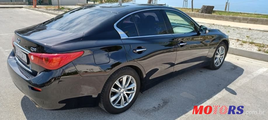 2017' Infiniti Q50 photo #2