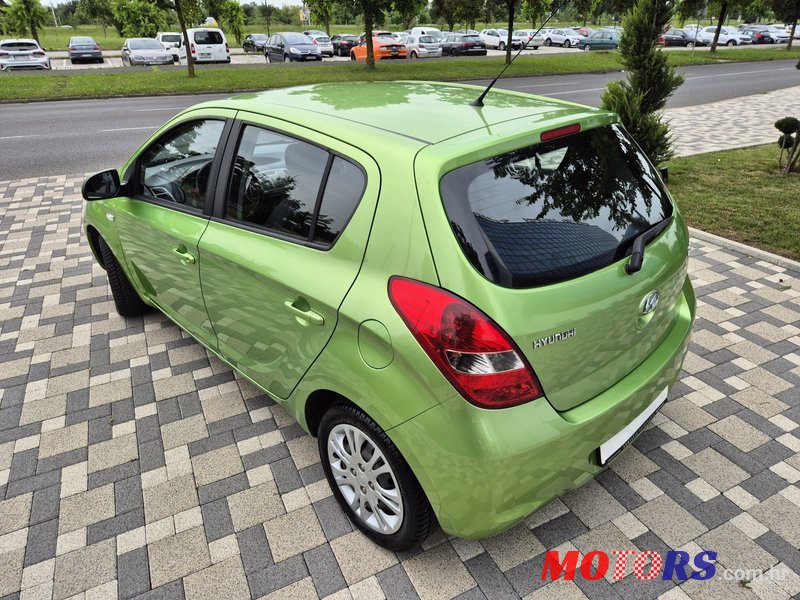 2010' Hyundai i20 1,2 photo #5