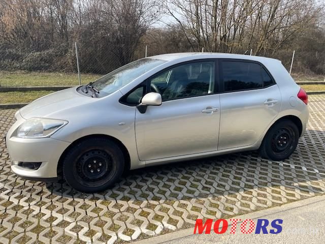 2009' Toyota Auris 1,6 Vvt-I photo #1