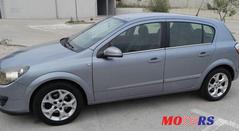 2006' Opel Astra 1,6 photo #2