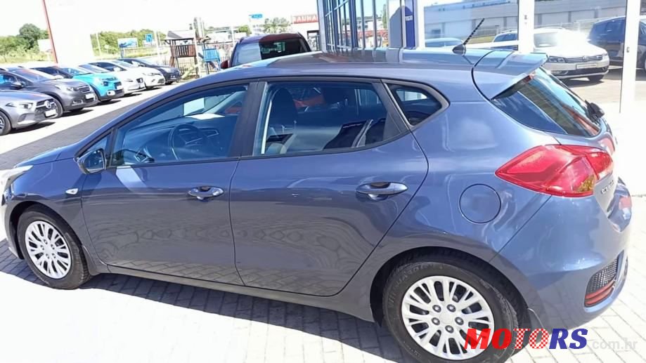 2018' Kia Ceed photo #6