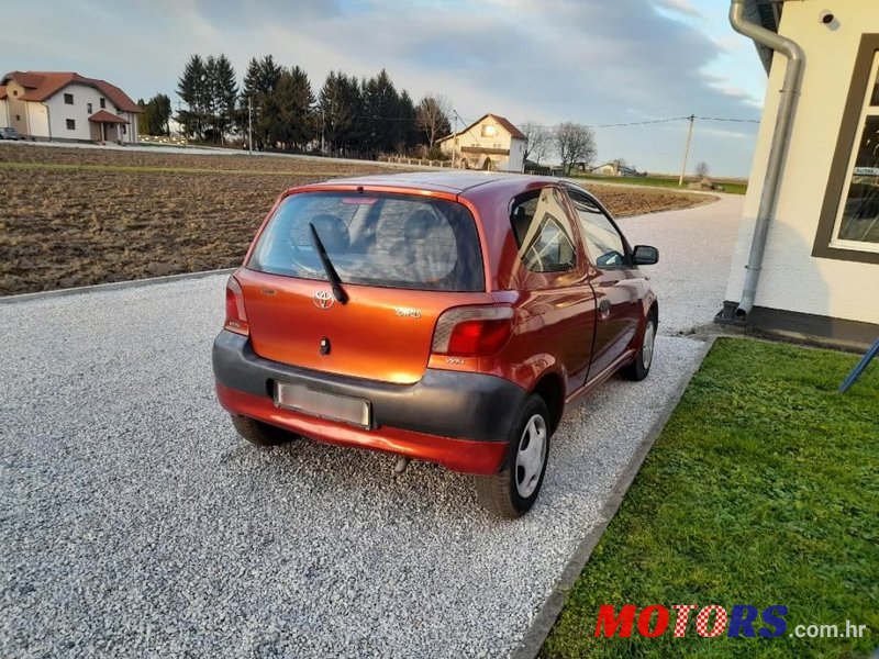 2005' Opel Corsa 1.2 16 V photo #6