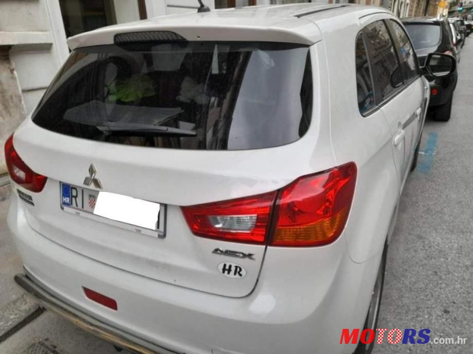 2015' Mitsubishi ASX 1,8 photo #2