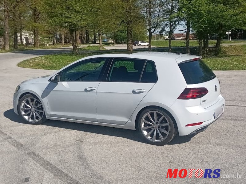 2017' Volkswagen Golf VII 1,6 Tdi Bmt photo #3