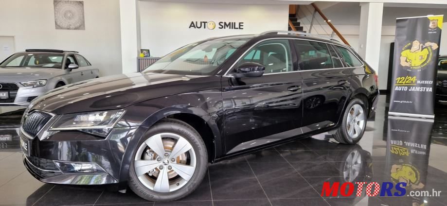 2018' Skoda Superb Combi photo #1