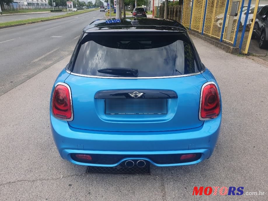 2015' MINI Cooper Cooper S photo #6