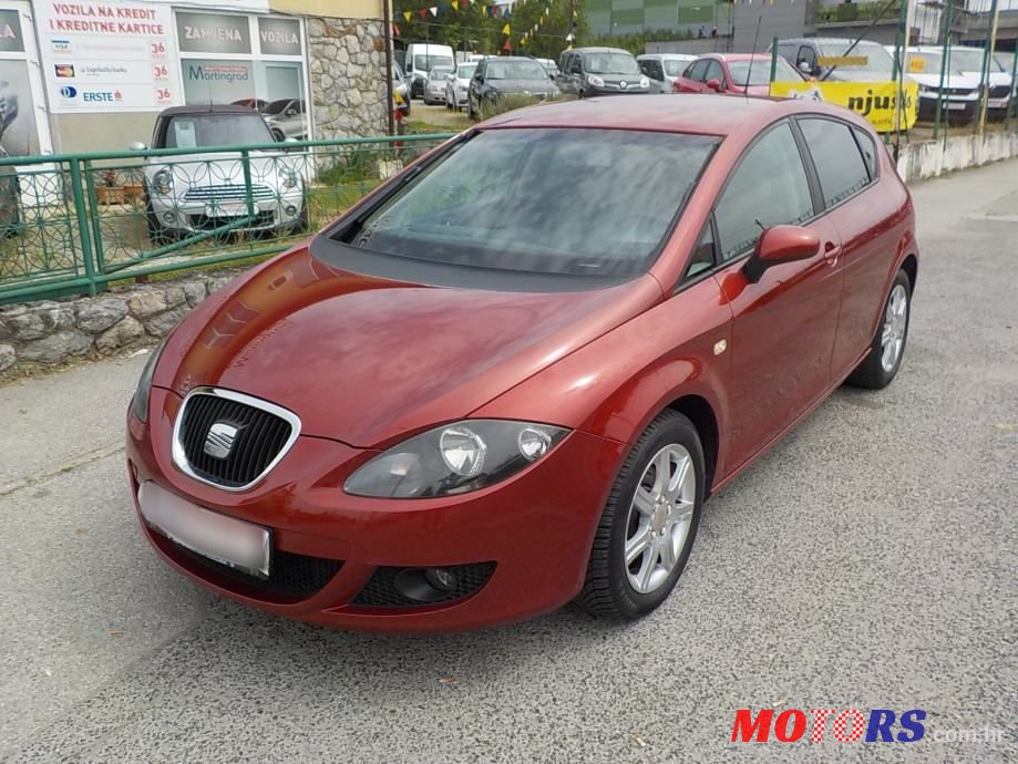 2006' SEAT Leon photo #1