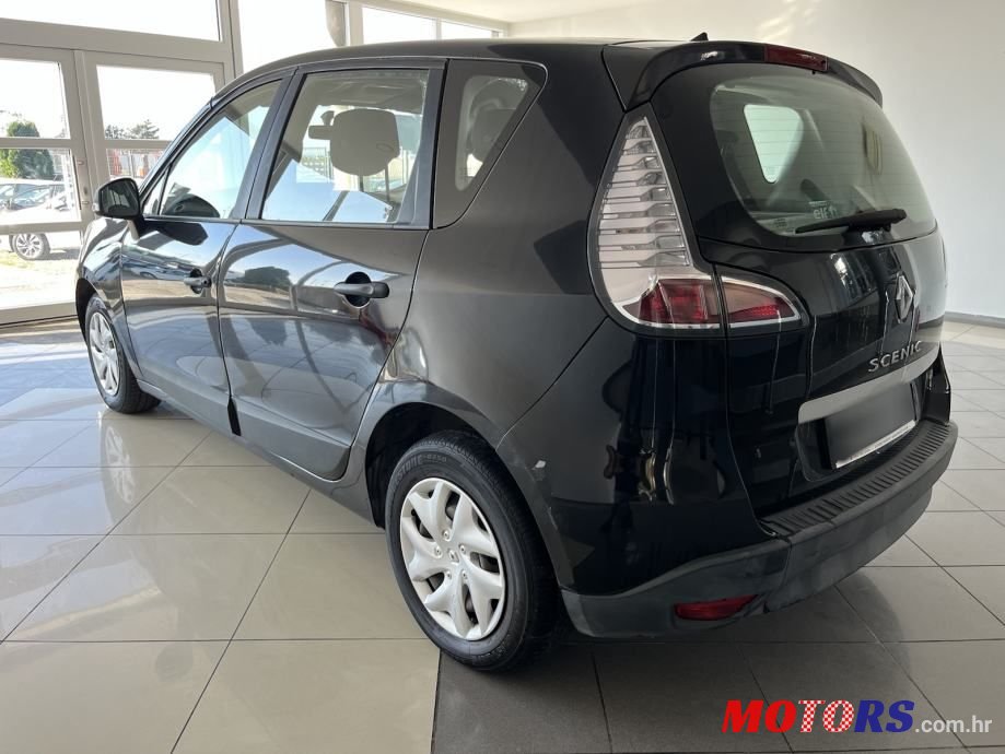 2013' Renault Scenic 1,5 Dci photo #5