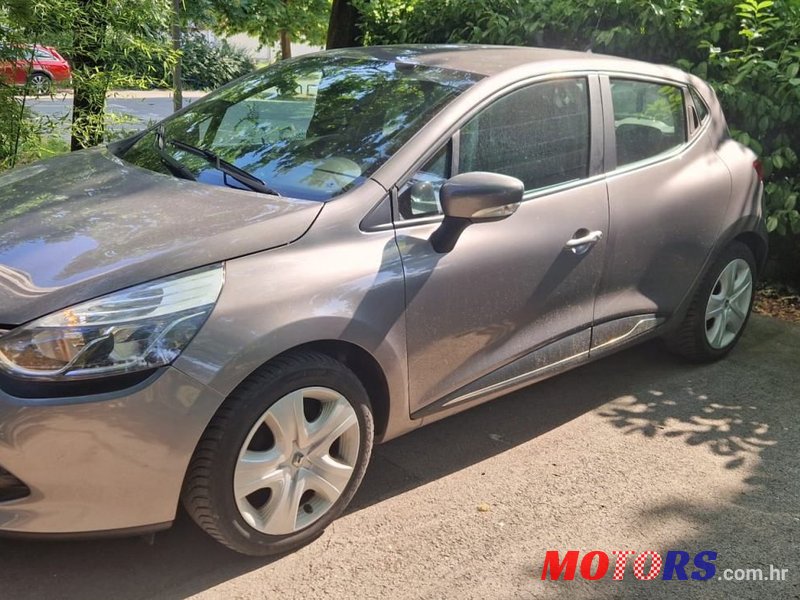 2015' Renault Clio Tce 90 photo #3