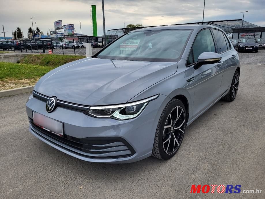2020' Volkswagen Golf 8 2,0 Tdi photo #1