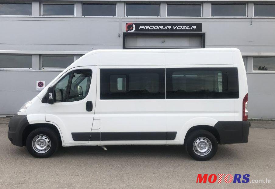 2008' Peugeot Boxer 333 3,0 Hdi photo #1