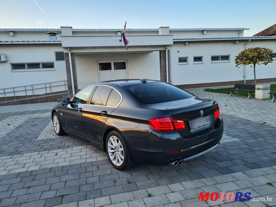 2011' BMW Serija 5 520D photo #4