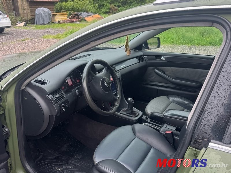 2001' Audi A6 Allroad 2,5 Tdi photo #6