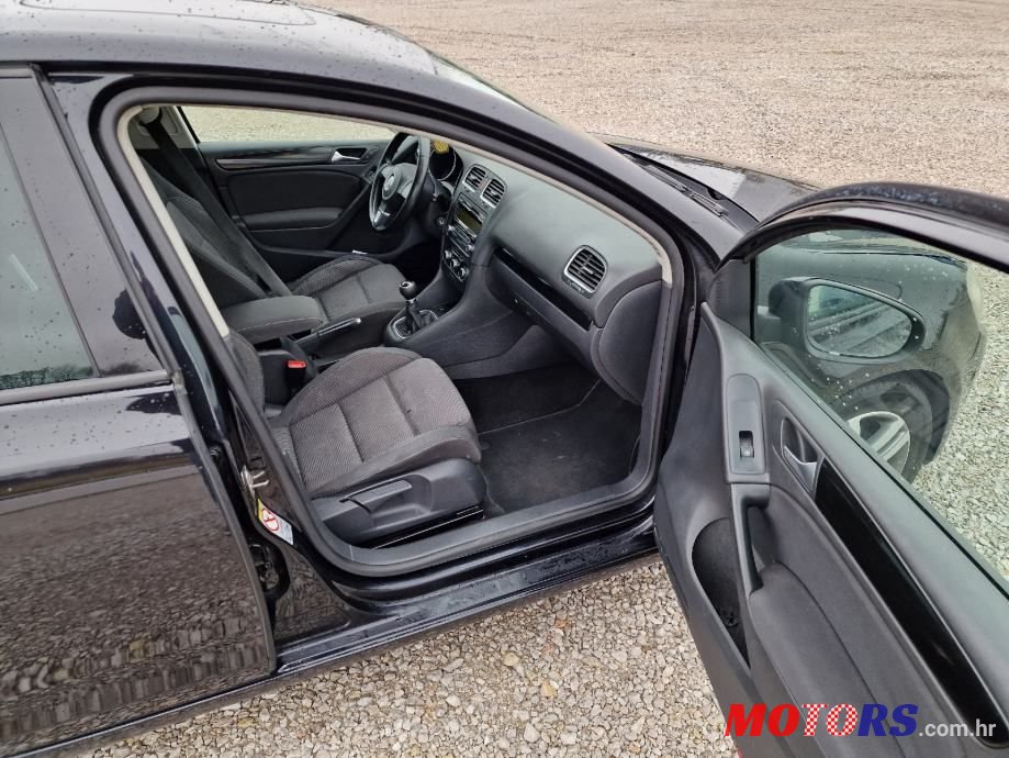 2009' Volkswagen Golf 6 2,0 Tdi photo #6